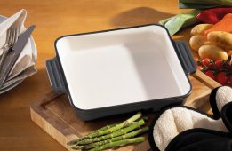 Enamelled 5 Piece Cast Iron Set