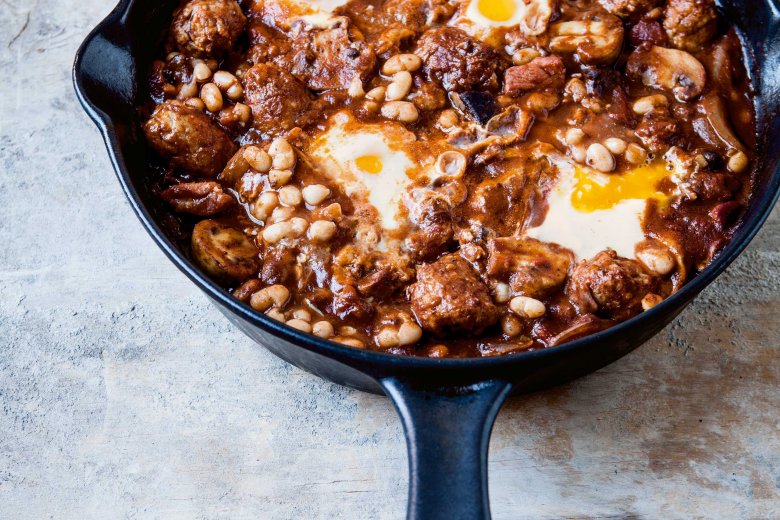 Full English shakshuka