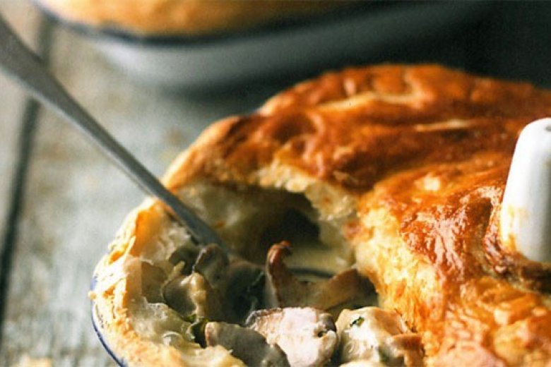 Chicken and wild mushroom pie