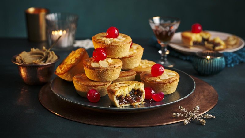 Frangipane mince pies