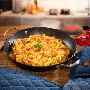 Lightweight Cast Iron 32cm Paella Pan